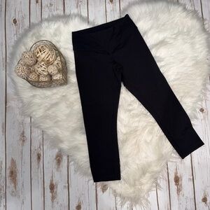 Lululemon Black Capri Leggings Size 4